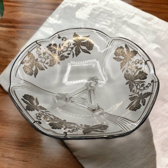 Vintage Clear Glass Footed Serving Dish Plate Overlay Trim Flowers - Picture 1 of 9